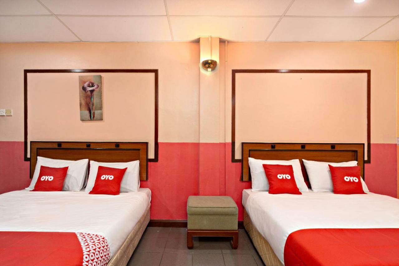 Hotel Dj Palace Lumut Kültér fotó
