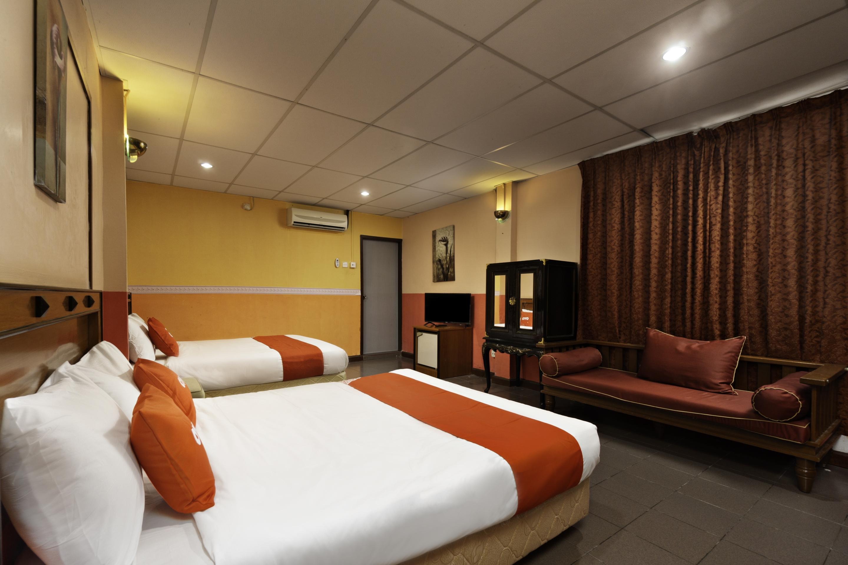 Hotel Dj Palace Lumut Kültér fotó