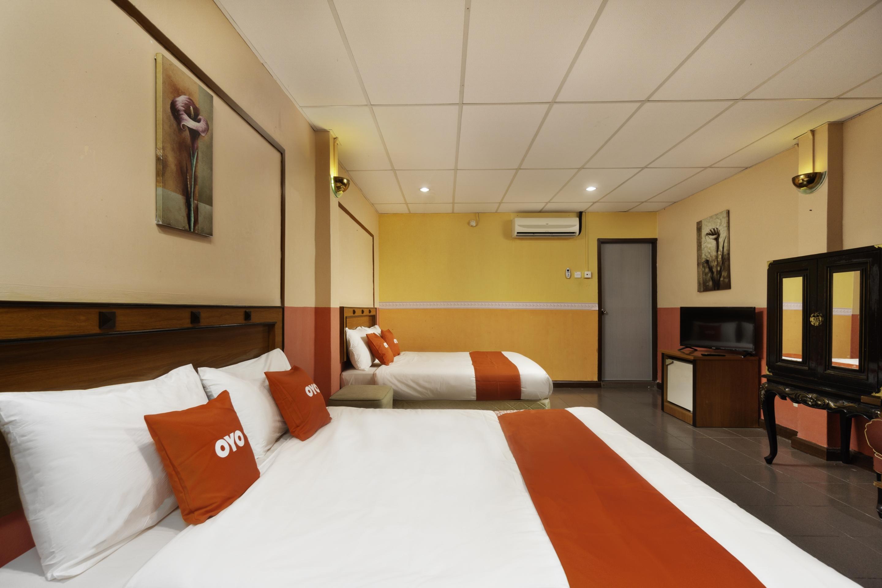 Hotel Dj Palace Lumut Kültér fotó
