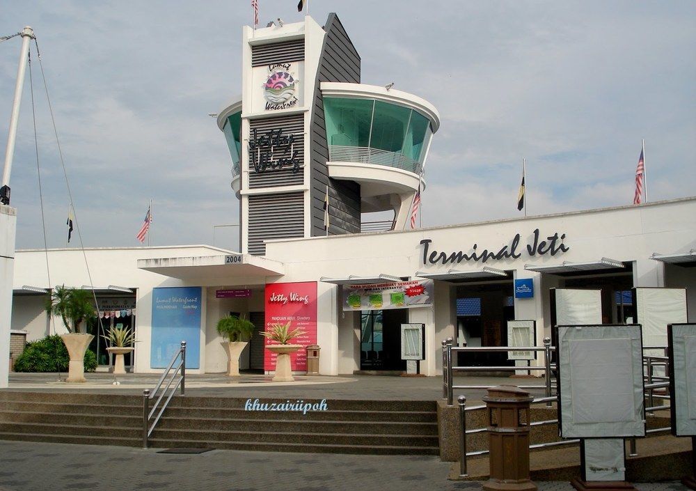 Hotel Dj Palace Lumut Kültér fotó